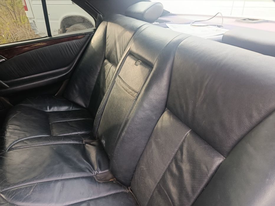 Mercedes W210 e290 td