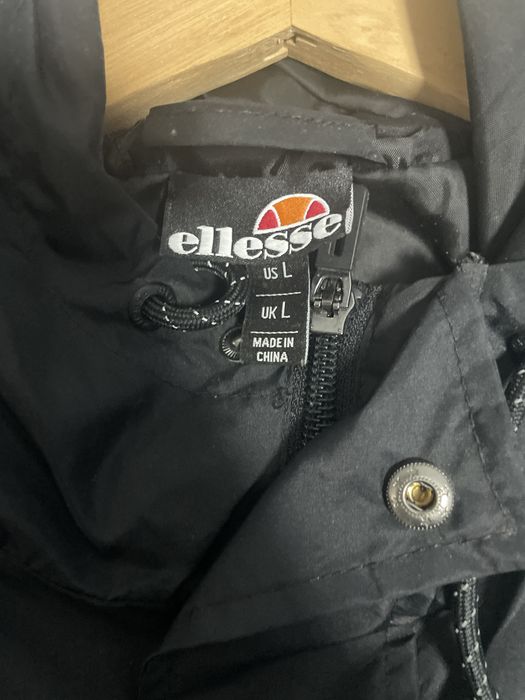 corta vento ellesse