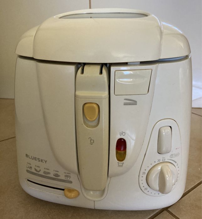 Fritadeira Bluesky em bom estado