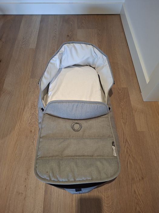 Carrinho de bebê- Bugaboo Fox completo