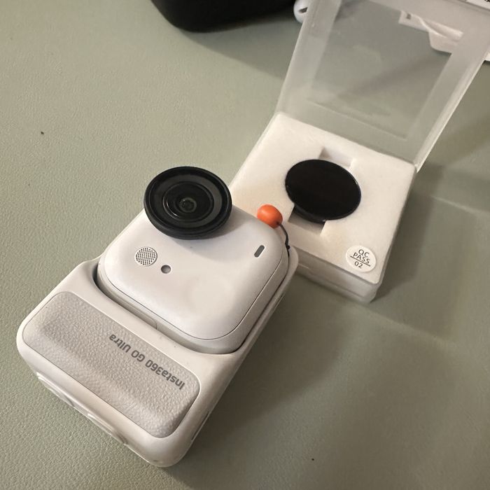Insta360 go ultra