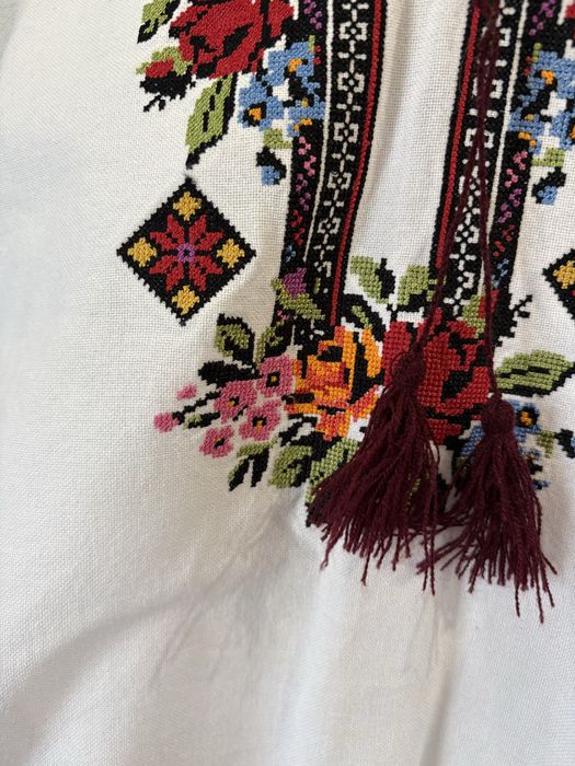 Вишита сорочка.