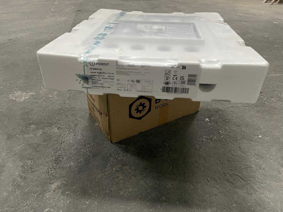 COM FATURA E GARANTIA - Placa de indução Ref: Indesit IB 65B60 NE 60cm