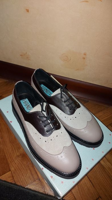 Туфлі, брогі, лофери