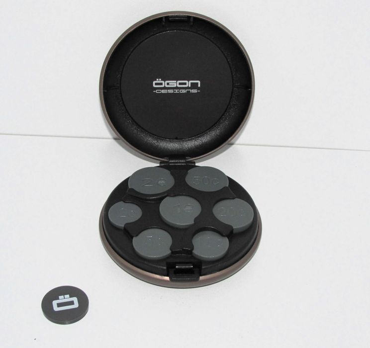 Ögon Smart Wallet, Carteira de alumínio
