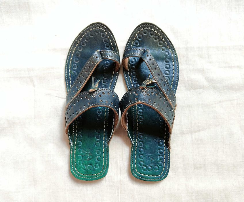 Skórzane japonki kohalpuri 38 orientalne boho hippie retro zielone