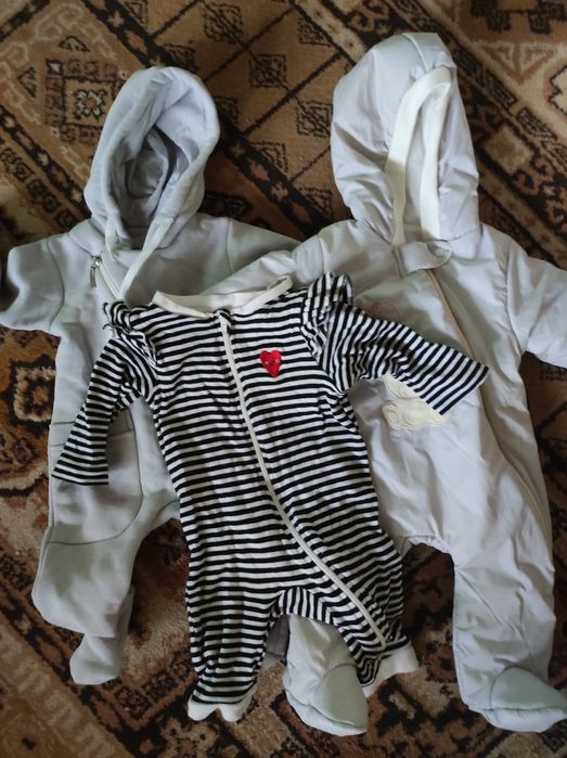 Віддам дитячі речі