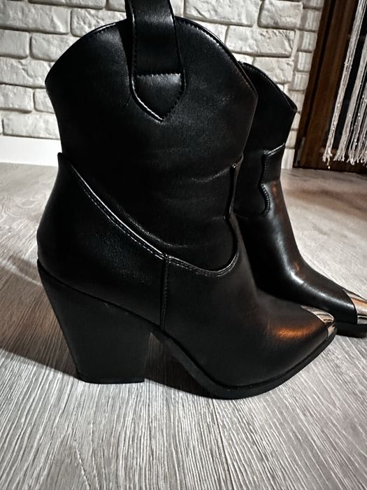 Botki kowbojki 39
