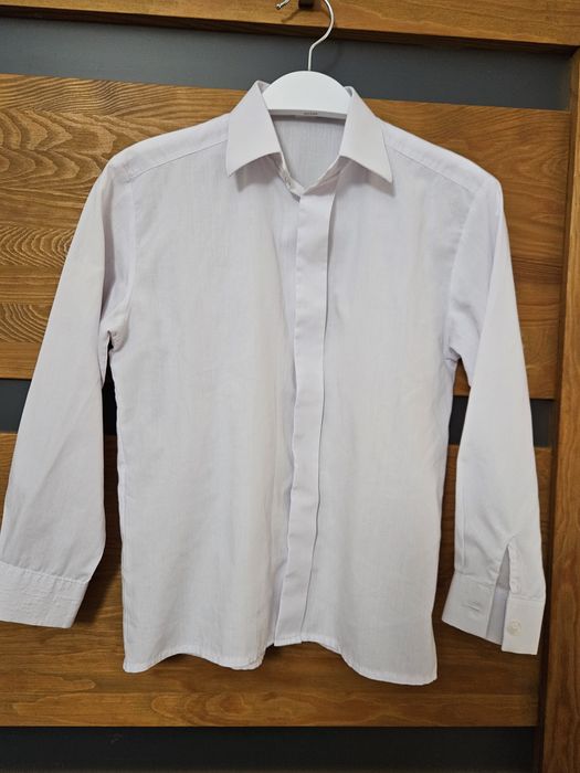 Biała koszula chłopięca 128 z długim rękawem