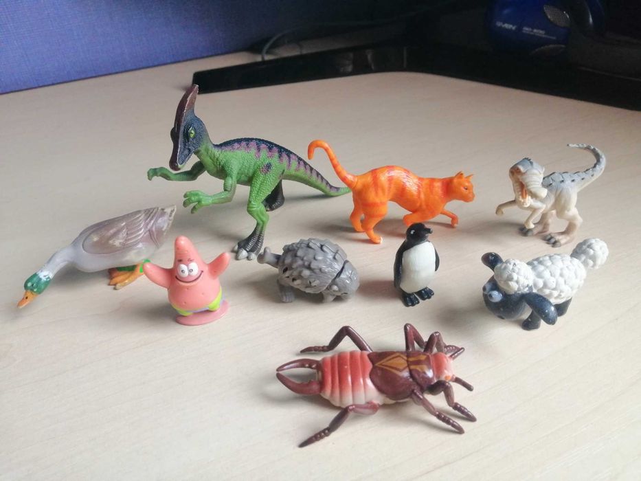 Игрушки Макдональдс,зомби,животные,насекомые,динозавры.