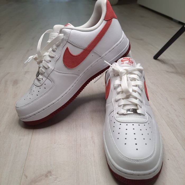 Оригінальні жіночі кросівки Nike Air Force 1 '07 FQ7626-100