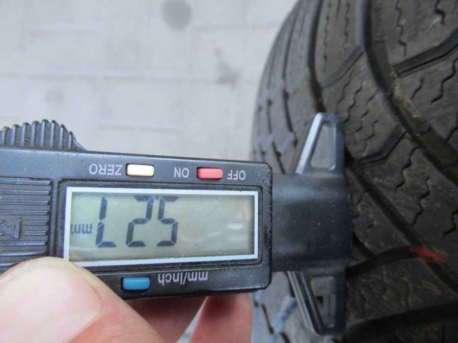 Koła felgi opony zimowe 215/60/16 VW Passat B8 Troc oryginał