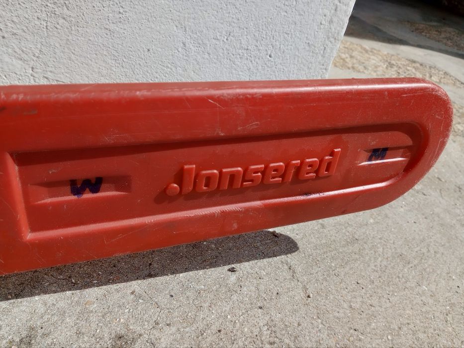 Motosserra profissional JONSERED