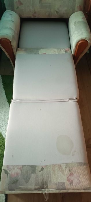 Розкладне крісло-ліжко