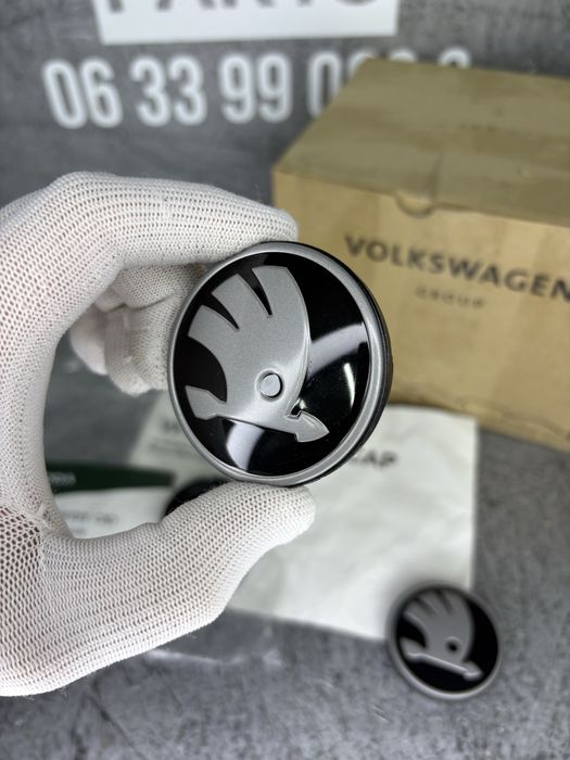 Оригінальні ступичні ковпачки Skoda Octavia Superb Kodiaq 5LA071213D