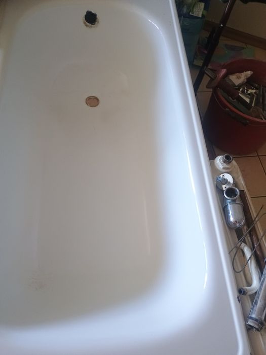 Wanna emaliowana używana 140*70 w bardzo dobrym stanie firmy Metaliberica