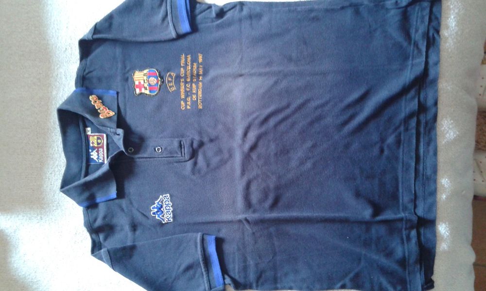 Camisola oficial F.C.Barcelona, marca Kappa, comemorativa/alusiva final taça das taças 1997 Barcelona vs Paris Saint German, usada, em bom estado.