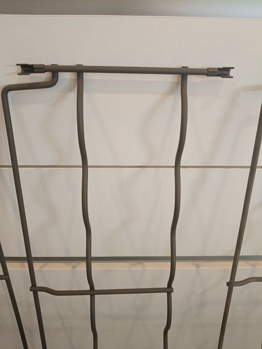 Prateleiras garrafeira IKEA