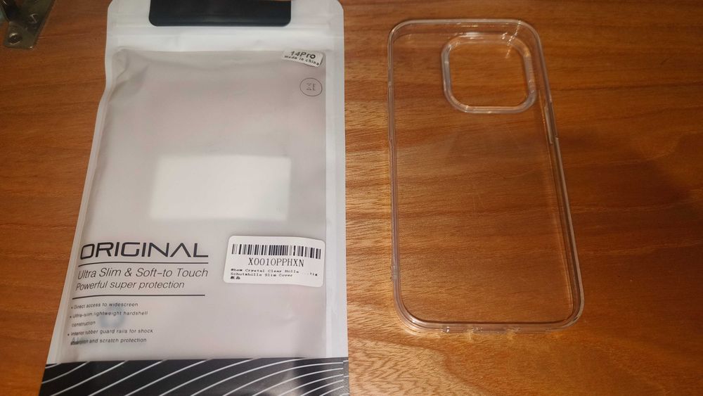 Etui do iPhone 14 Pro jak nowe