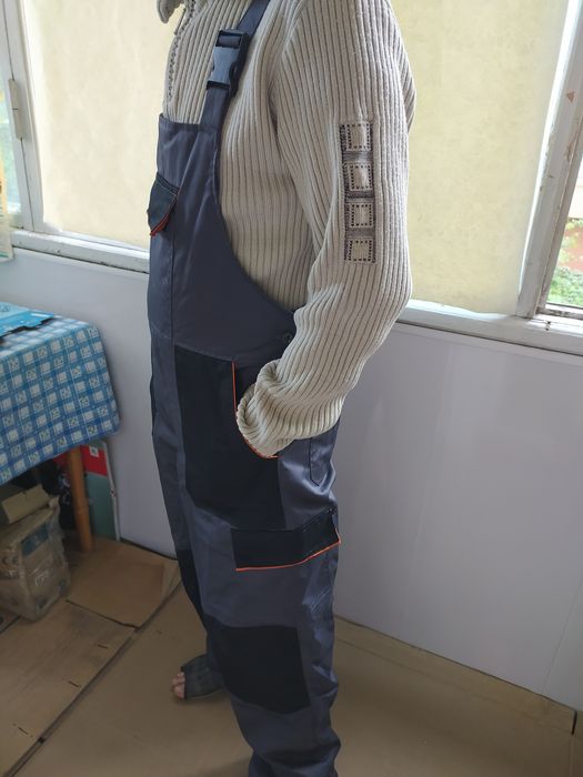 Продается  полукомбинезон