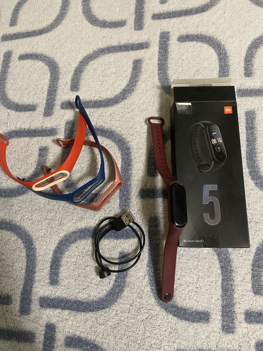 Продам Mi Smart Band 5