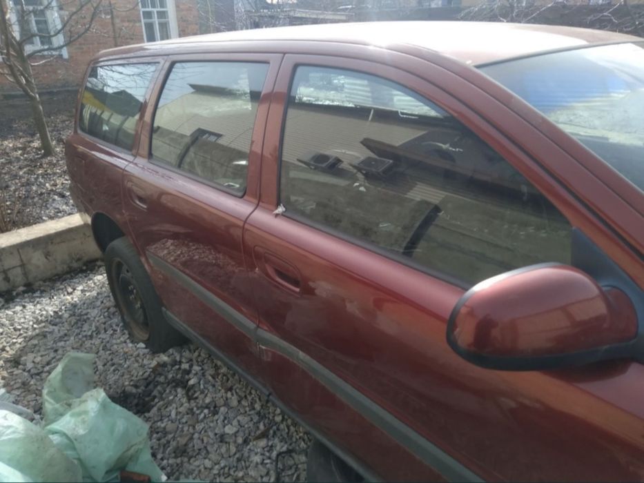 Volvo запчасти v70 xc70 s60 s80