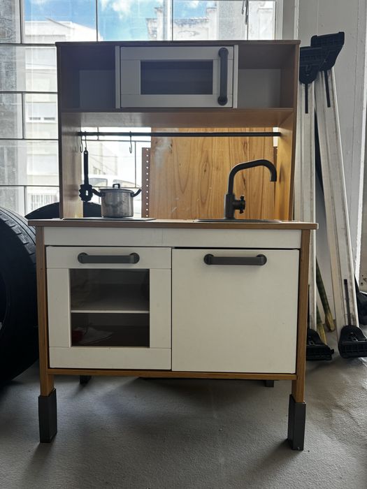 Cozinha Ikea para criança