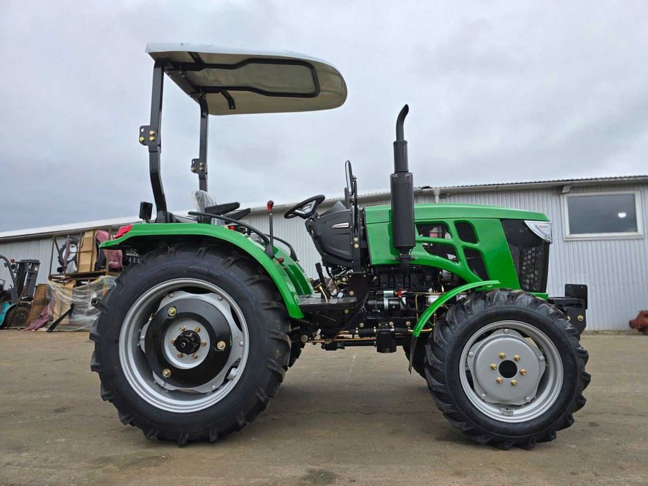 Повнопривідний монстр! Трактор TERRA FENG 554Х у дизайні JOHN DEERE