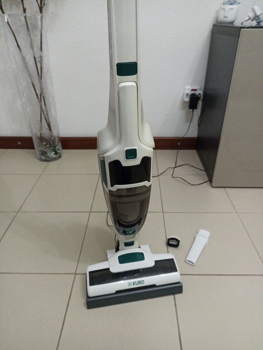 Aspirador vertical como novo 2 em 1