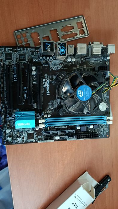 Комплект ASRock H97M + Intel Core i5-4430 + боксовий кулер