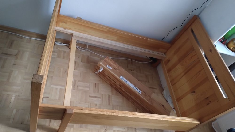 Łóżko rosnące Ikea Trofast z materacem