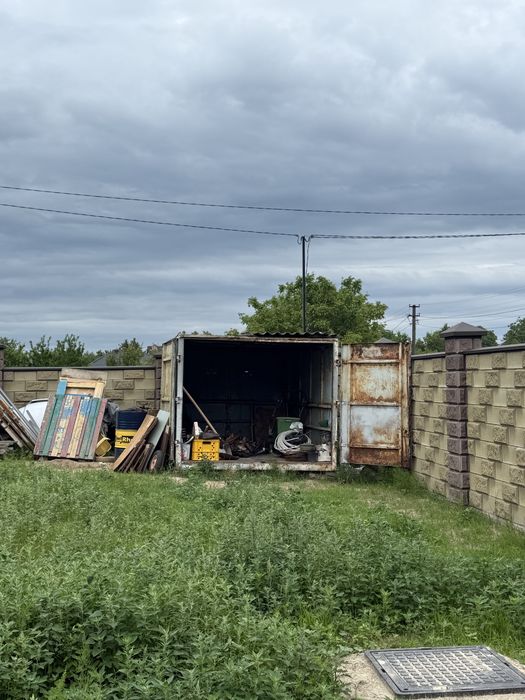 Металевий контейнер