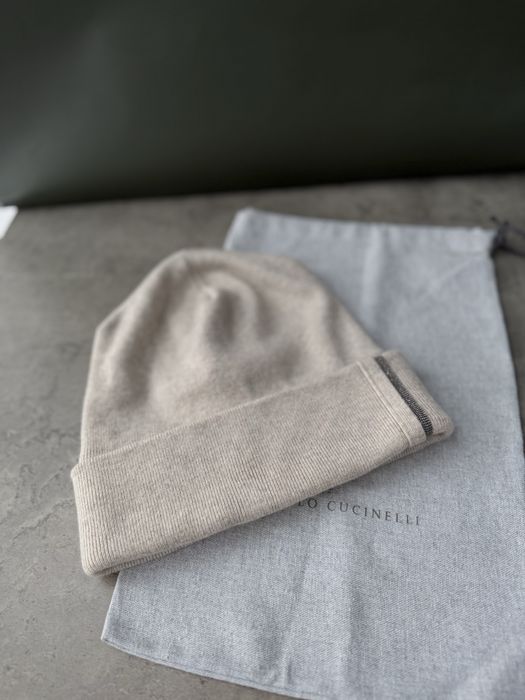 Женская кашемировая шапка Brunello Cucinelli
