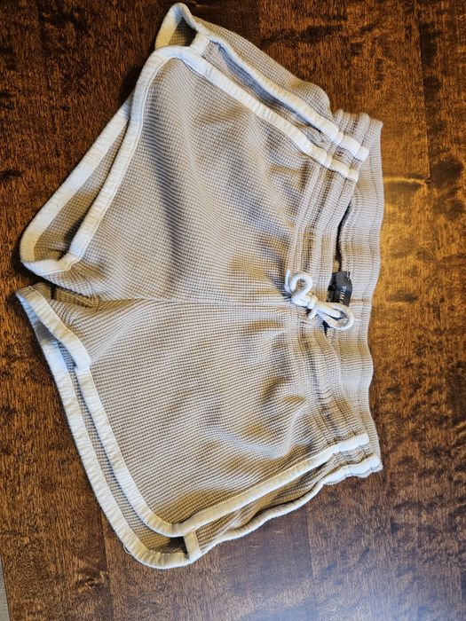 Krótkie spodenki primark