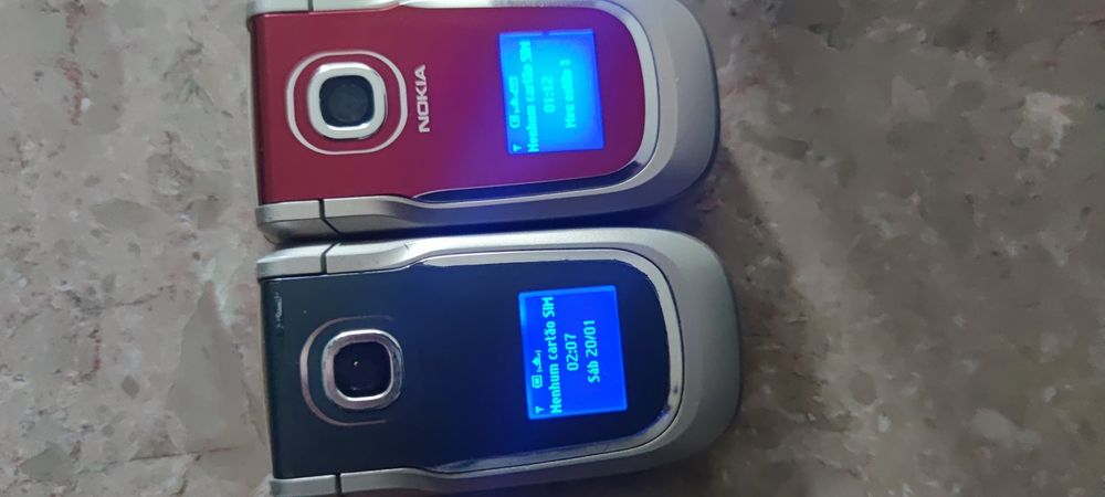 Telemóveis, 2a funcionar bem estimado, 20 euros tudo,outros para peças