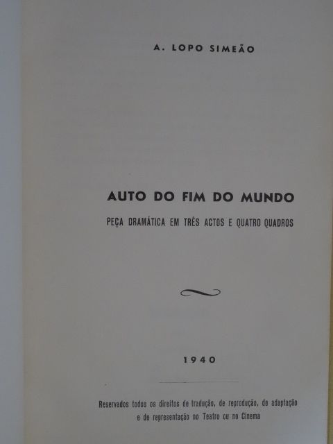 Auto do Fim do Mundo de A. Lopo Simeão
