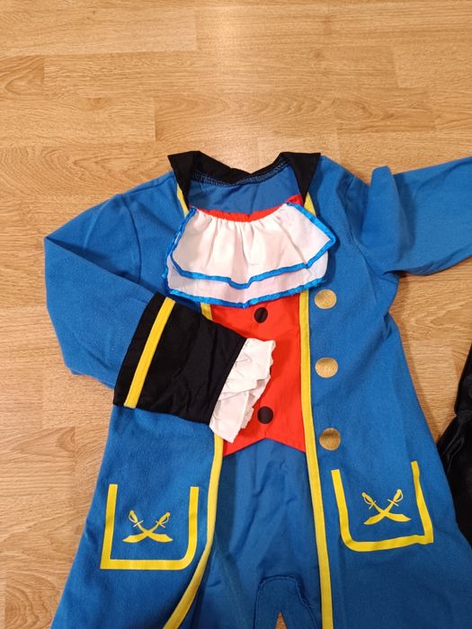 Новорічний костюм пірата