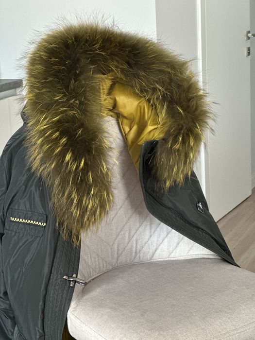 Продам дуже якісну куртку Зима