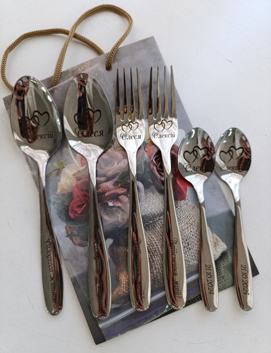 Именная подарочная ложка на свадьбу.