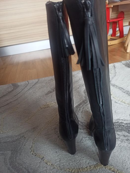 Kozaki czarne - skóra naturalna - r. 39