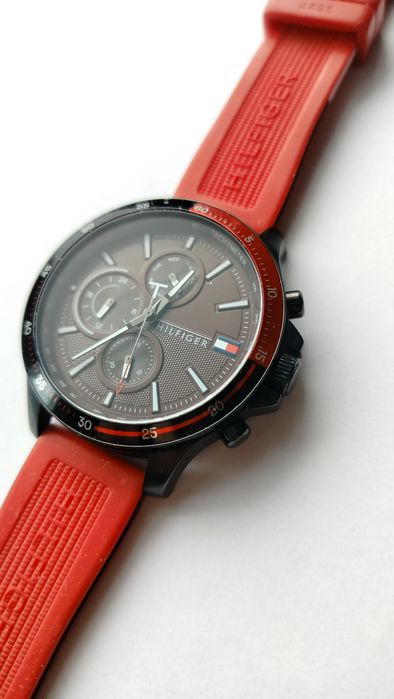 Zegarek męski Tommy Hilfiger czerwony