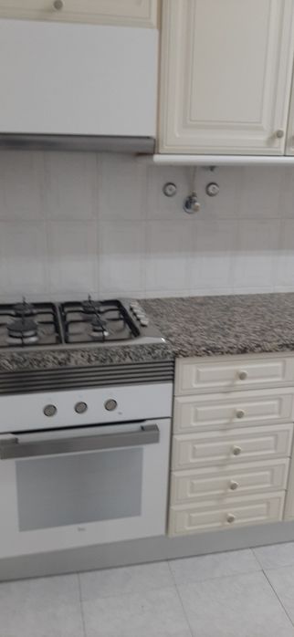 Cruz de Pau T2 com muita luminosidade.