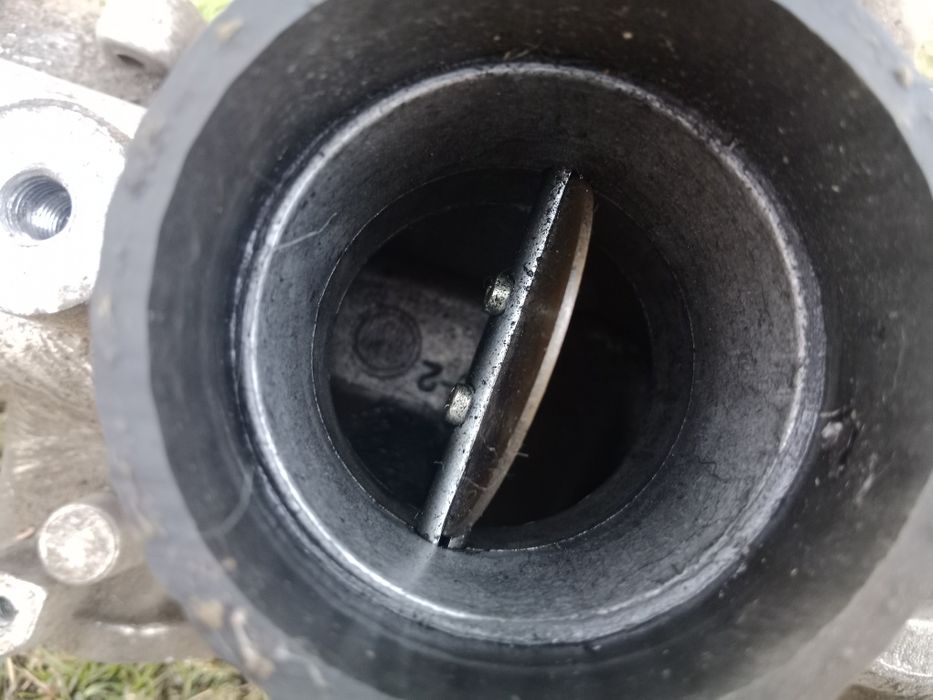 Дросельна заслонка Нісан терано 2 2.7 дизель