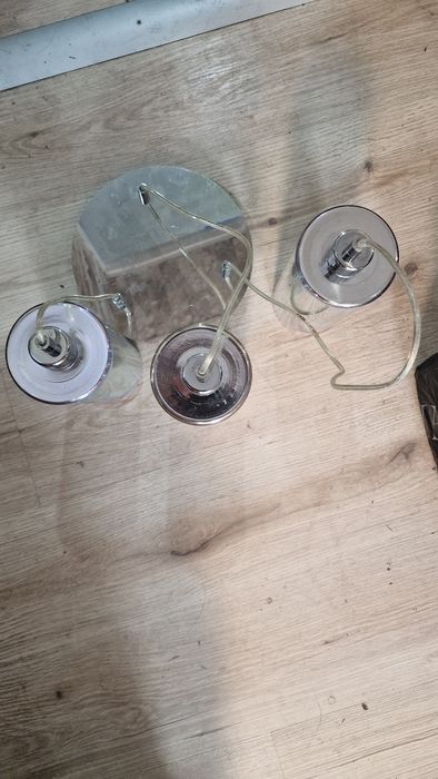 Nowoczesna lampa wisząca 3-punktowa |