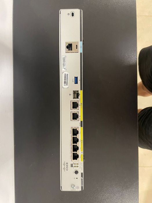 Router cisco 1100