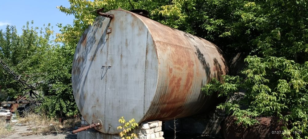 Металеві ємності різного об'єму