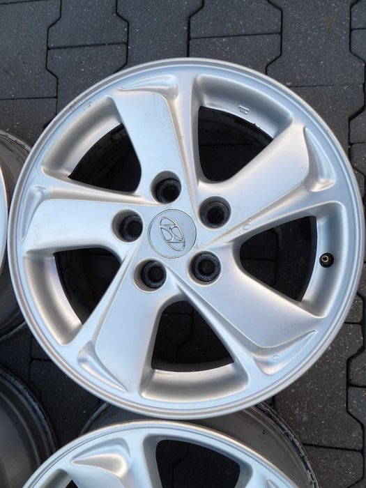 felgi aluminiowe 16 hyundai 5x114,3