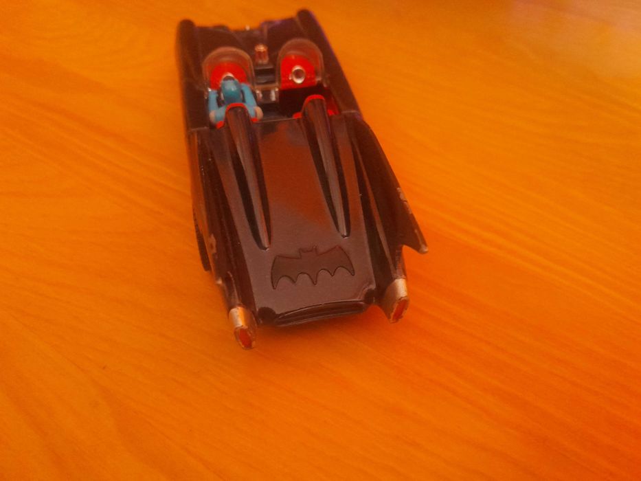 Batmobile Corgi 1960 retro