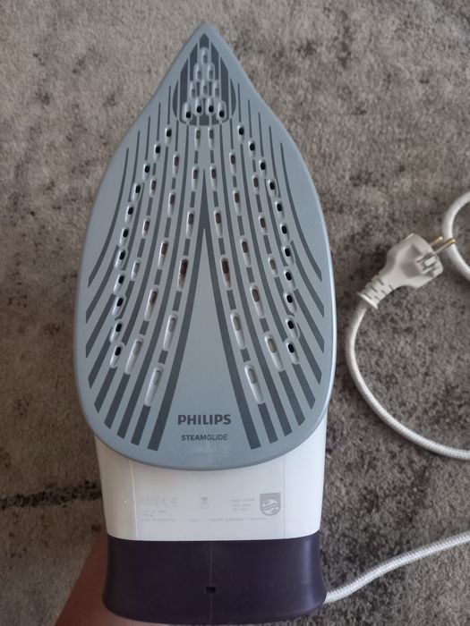 Утюг Philips PowerLife