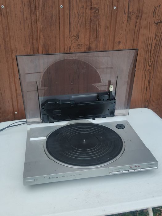 Hitachi HT-L303 gramofon linearny 1970r tangencjalny vintage belt driv